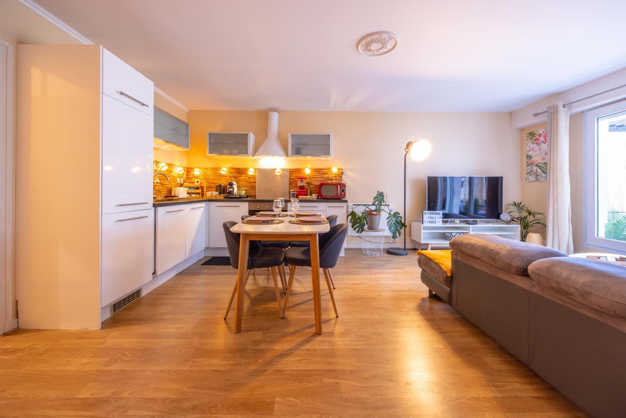 Le Coin Du Bonheur Lägenhet Nantes Exteriör bild