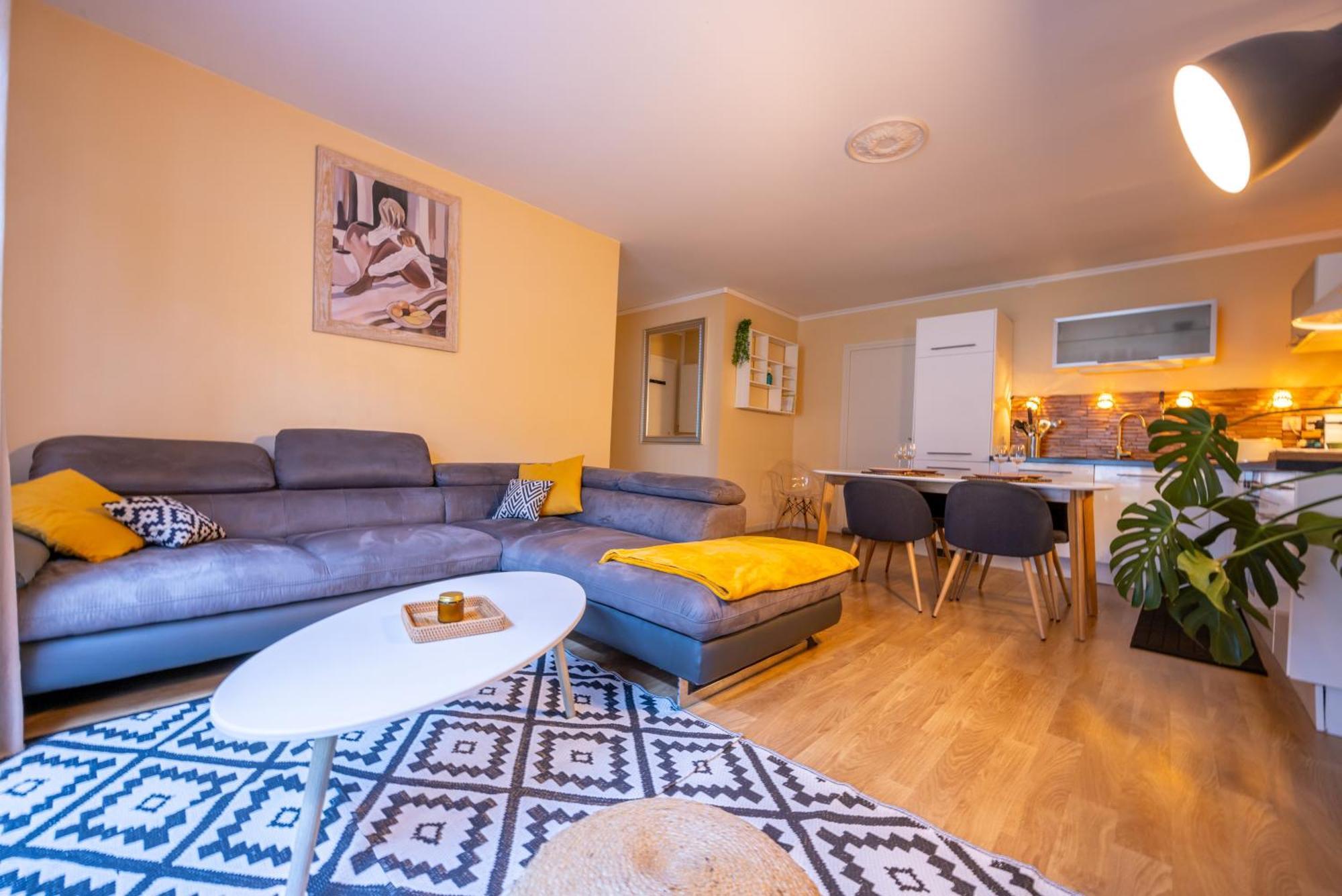 Le Coin Du Bonheur Lägenhet Nantes Exteriör bild